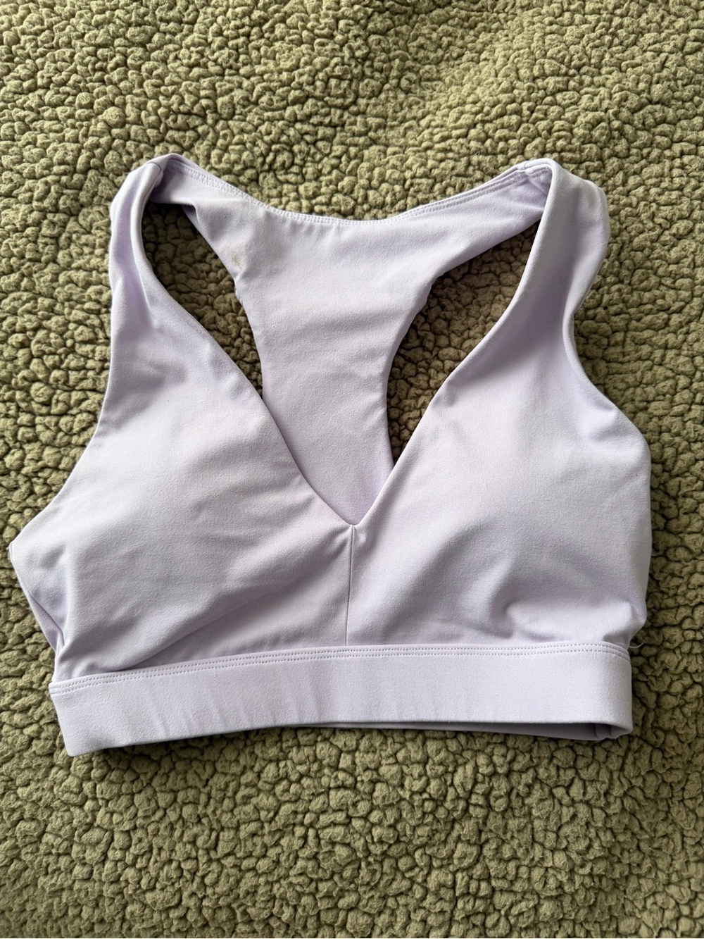 Fabletics Lavender V‑Neck Racerback Sports Bra